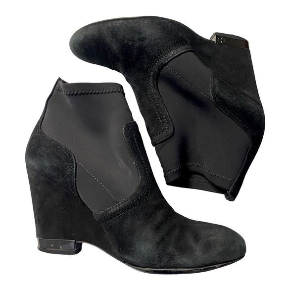Tory Burch Shoes - TORY Burch Women’s Black Suede Ankle Boots Size 6 M